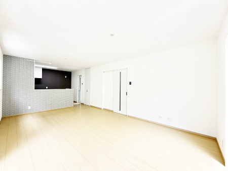 rO 났ƏΊ炪W܂AS܂郊rO