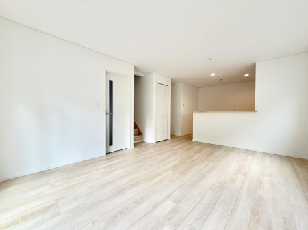 ���r���O ���������R�Ɖ�b�����܂��A�S�n�悢�ЂƂƂ�