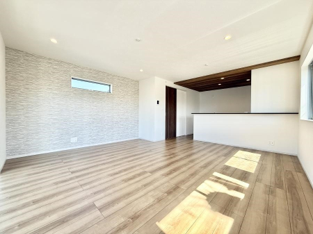 ���̑����� �������Ƒ��̏Ί炪���ӂ��A���났�̋��