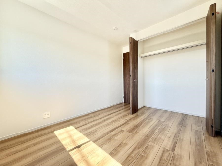 ���̑����� �������Â��ȗm���œǏ����ɏW���ł���ꏊ