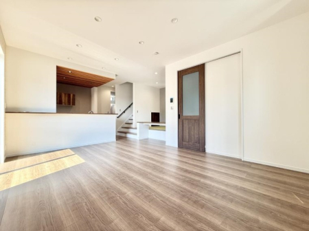 rO 났ƏΊ炪W܂AS܂郊rO