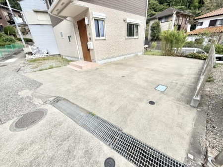  �O�ρ��J�[�X�y�[�X�L