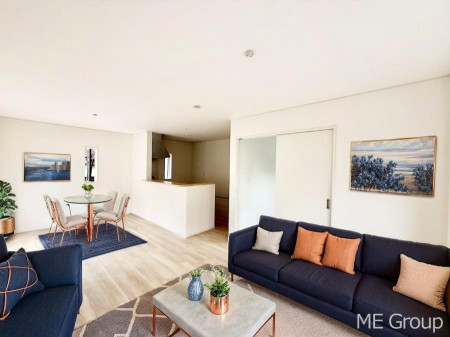 rO 肰ȂfUCZX悭oƋCGł