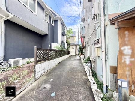 nOώʐ^ OρV炵n܂ꏊŁAƑJ[߂