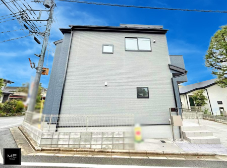 nOώʐ^ OρV炵n܂ꏊŁAƑJ[߂