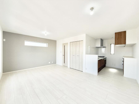 rO 났ƏΊ炪W܂AS܂郊rO