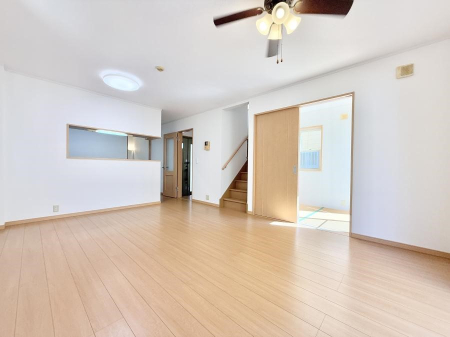 rO 났ƏΊ炪W܂AS܂郊rO