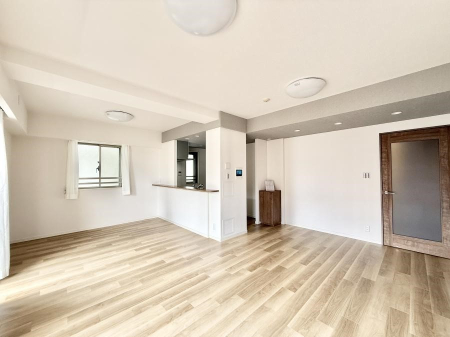 rO 났ƏΊ炪W܂AS܂郊rO