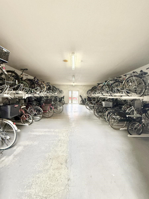 ̑ Oρ]ԂgƑɂS̒փXy[X~nɂp