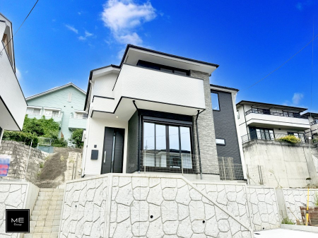 nOώʐ^ OρV炵n܂ꏊŁAƑJ[߂