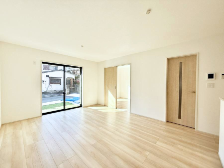 ���̑����� �������Ƒ��̏Ί炪���ӂ��A���났�̋��