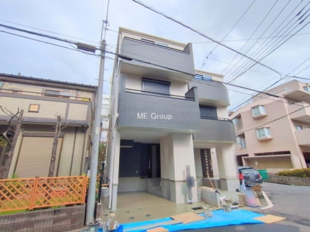 nOώʐ^ OρV炵n܂ꏊŁAƑJ[߂