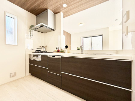 �L�b�`�� �������A�C�f�A�L����A�N���G�C�e�B�u�ȗ������