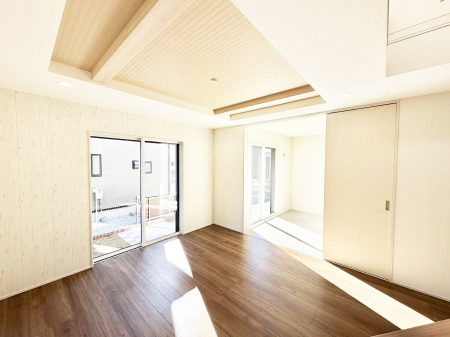 ���r���O �������S���������ꏊ�A�������߂����郊�r���O