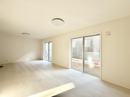 ���r���O ���������ƕ���������A�����b�N�X�ł�����