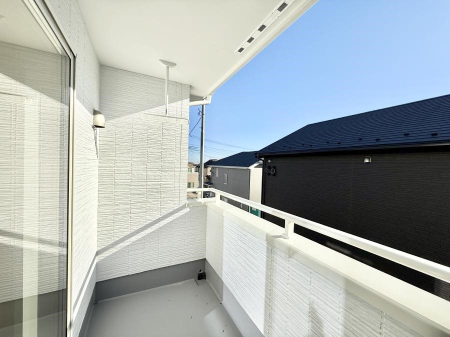 �o���R�j�[ ������ �G�߂̈ڂ낢����������J���I�ȋ�Ԃł�