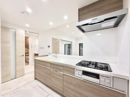 �L�b�`�� �������Ƒ����J��[�߂�A������̂���L�b�`��