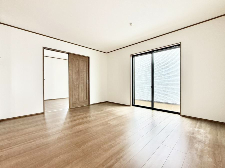 ���r���O ���������R�Ɖ�b�����܂��A�S�n�悢�ЂƂƂ�