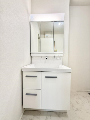 ʑEʏ 邢ʏ͖̎yłႢł