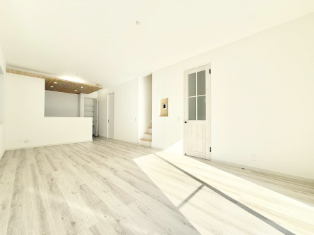 rO 났ƏΊ炪W܂AS܂郊rO