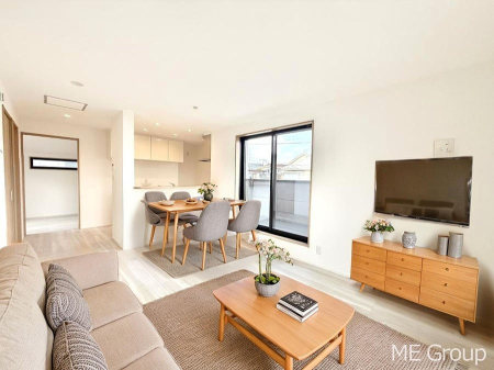 rO 肰ȂfUCZX悭oƋCGł