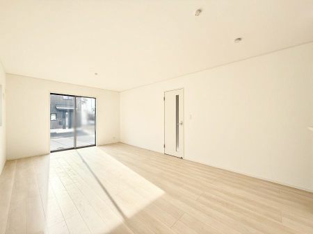 ���̑����� �������Ƒ��̏Ί炪���ӂ��A���났�̋��