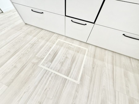 ̑ ݔBꂽ[Xy[XŉƑŜXbL