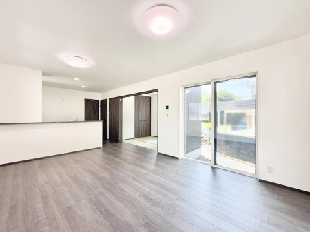 rO 났ƏΊ炪W܂AS܂郊rO