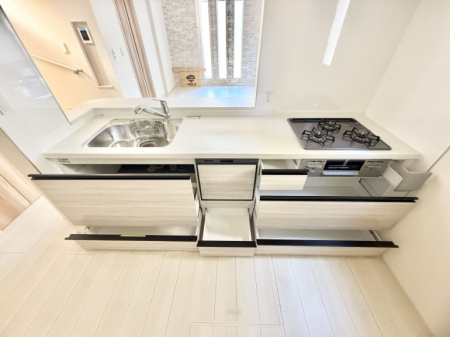 �L�b�`�� �����������������Ɗy�����Ȃ�A���K�ȃL�b�`�����