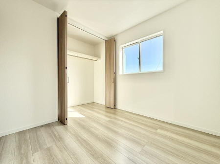 �Q�� ���������̔z�u��ʋC���̗ǂ��݌v�ŕ����̋�C�������炸�A��ɐV�N�ȋ�C������܂�