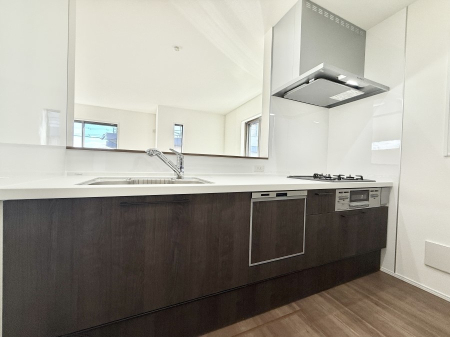 �L�b�`�� �������Ƒ��ƂȂ���A�R�~���j�P�[�V�����̏�