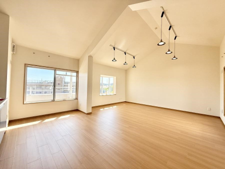 rO VvґA؂ȐlƉ߂Sقǂ