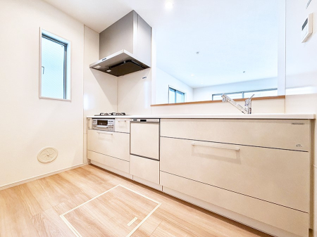 �L�b�`�� �����������������Ԃ����܂��A�Ί炠�ӂ��L�b�`��