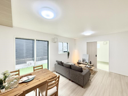 ���r���O ���������C�ɓ���̏ꏊ�ŁA�̂�т�Ƃ������Ԃ�