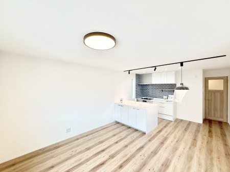 rO 났ƏΊ炪W܂AS܂郊rO