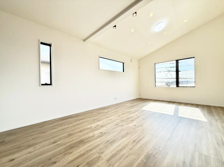 ���r���O �����������������Ɠ��ʂɂ���A�e���̋��