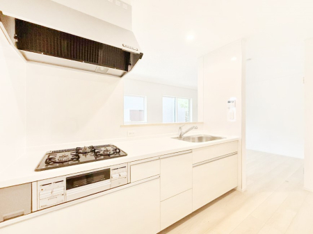 �L�b�`�� �������V���v���Ŕ������S�n�悢���Ԃ𐶂ރL�b�`�����