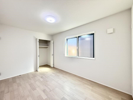 ̑ F̂ŉ₩ȎԂy߂܂