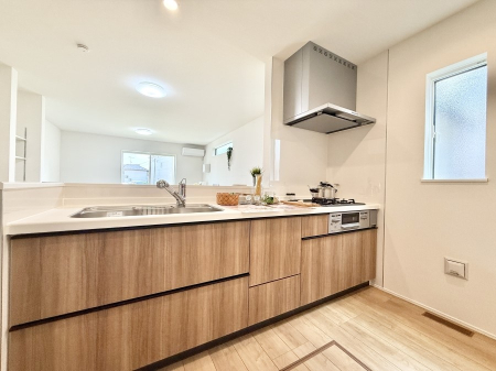 Lb` ƑƂȂAR~jP[V̏