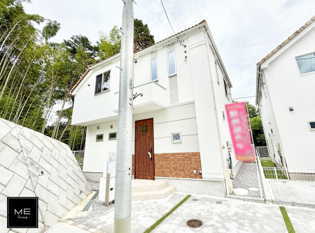 nOώʐ^ OρV炵n܂ꏊŁAƑJ[߂