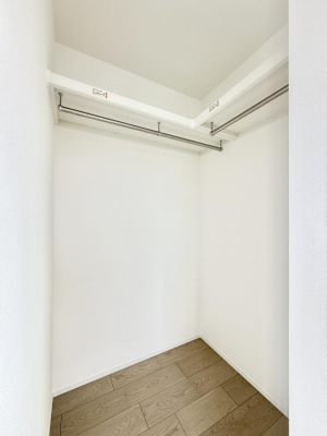 ���[ ����