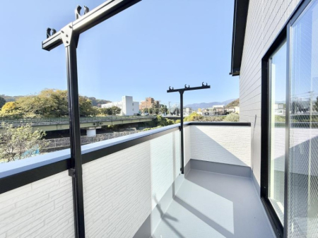 oRj[  G߂̈ڂ낢JIȋԂł