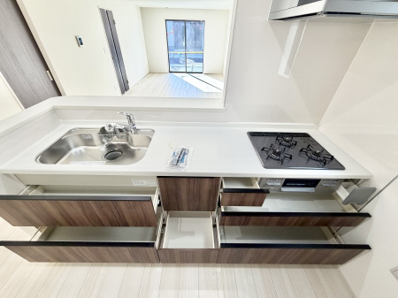 �L�b�`�� �������Ƒ����J��[�߂�A������̂���L�b�`��