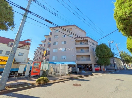 nOώʐ^ OρV炵n܂ꏊŁAƑJ[߂