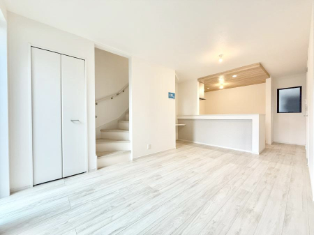 rO 났ƏΊ炪W܂AS܂郊rO