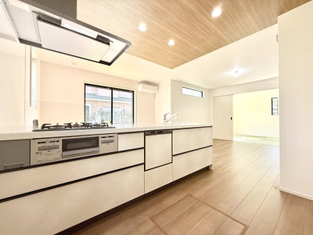 �L�b�`�� �������Ƒ����J��[�߂�A������̂���L�b�`��