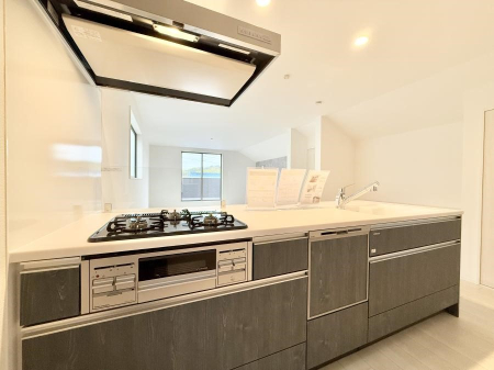 �L�b�`�� �������V���v���Ŕ������S�n�悢���Ԃ𐶂ރL�b�`�����