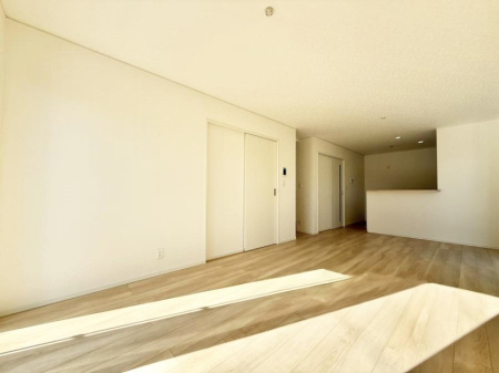 rO 났ƏΊ炪W܂AS܂郊rO