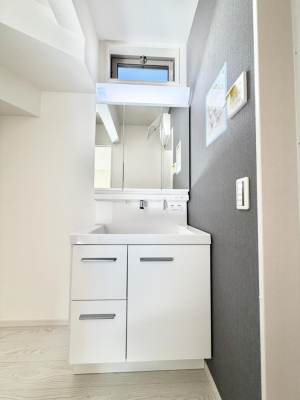 ʑEʏ 邢ʏ͖̎yłႢł