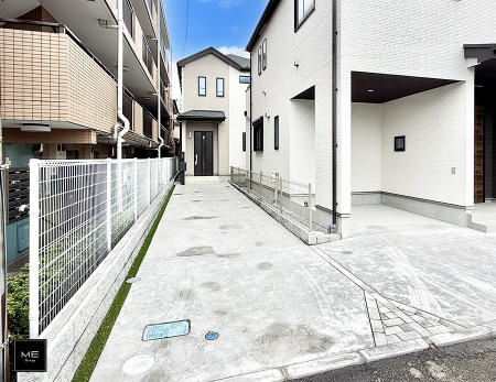 nOώʐ^ OρV炵n܂ꏊŁAƑJ[߂